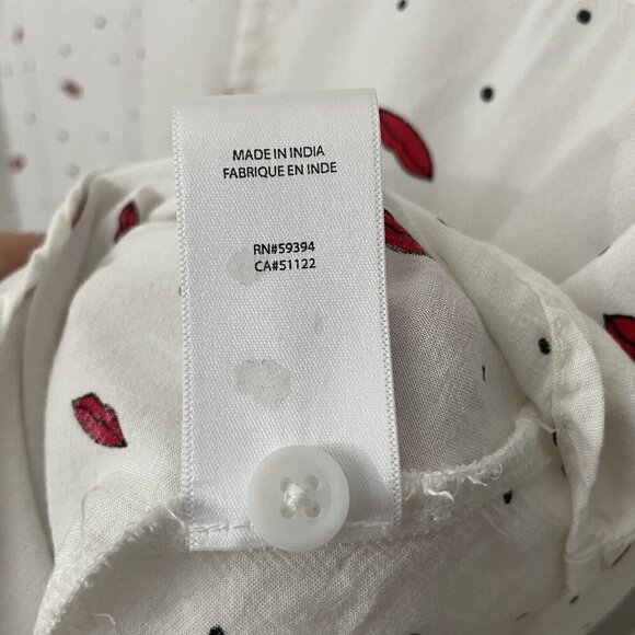 BeachLunchLounge Lips Button Down Womens XL White Red Novelty Kisses Fun Breezy - Picture 10 of 11